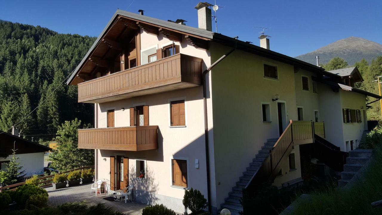 Appartamento Casa Grazia Isolaccia Esterno foto