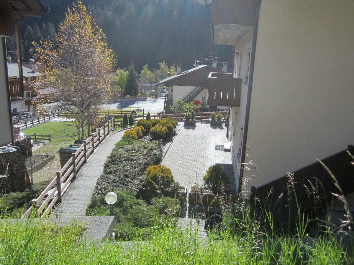 Appartamento Casa Grazia Isolaccia Esterno foto